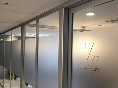 11/77 Leasing Office